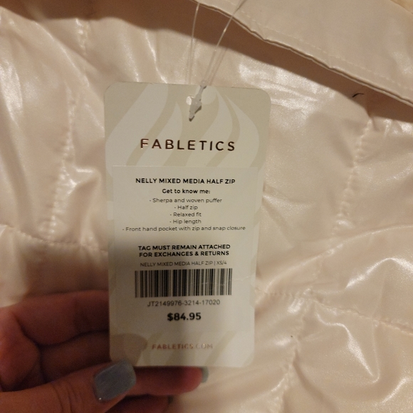 Fabletics puffer pullover - Picture 3 of 3